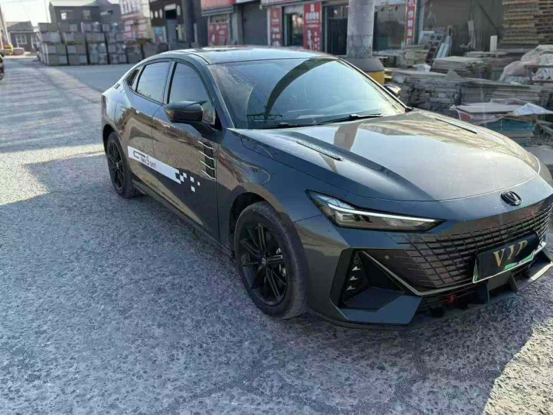 天津23年长安汽车UNI3