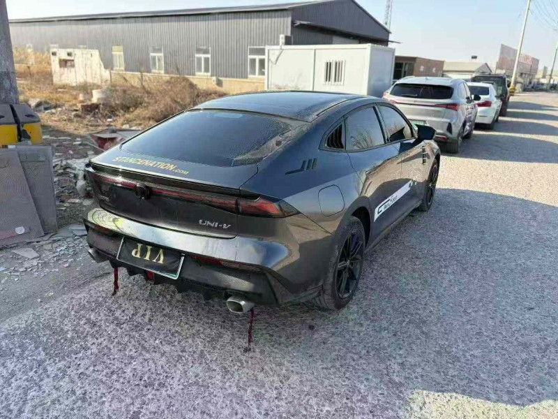 天津23年长安汽车UNI5