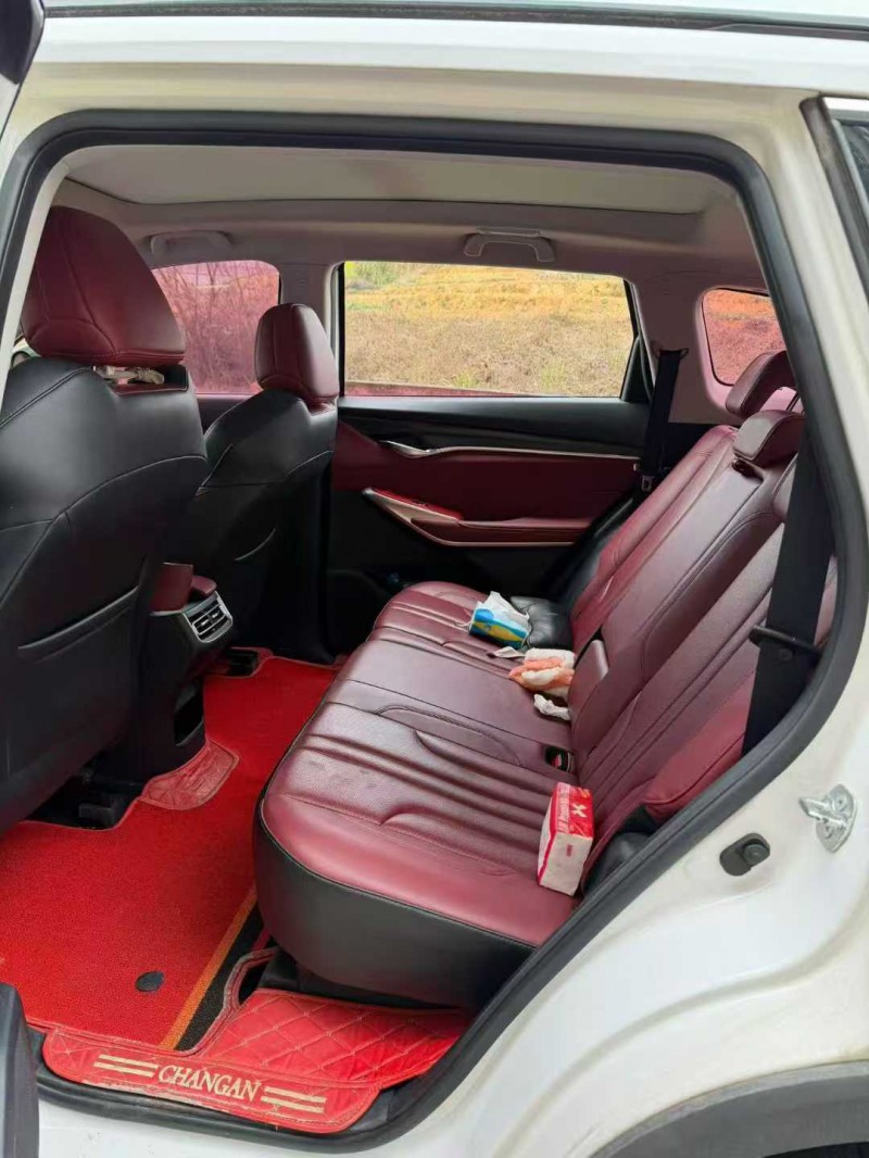 南昌20年长安汽车CS755