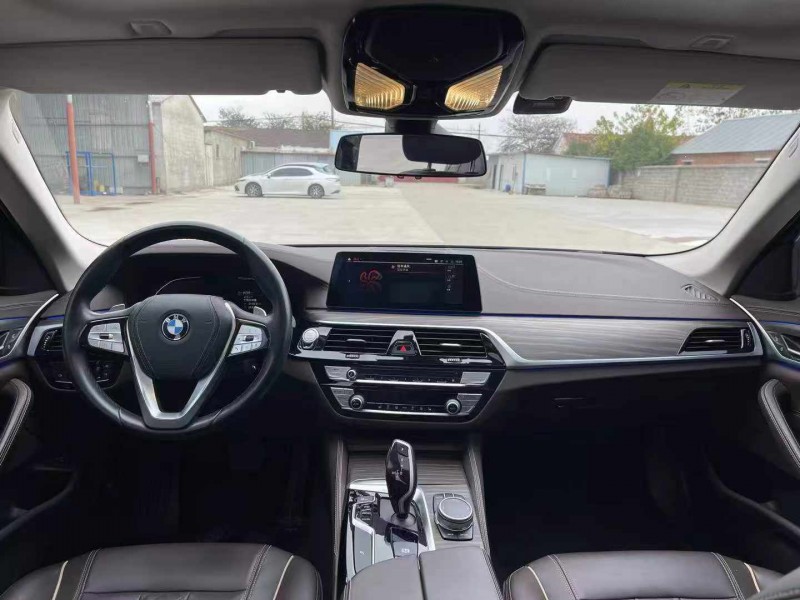 徐州20年宝马5系4