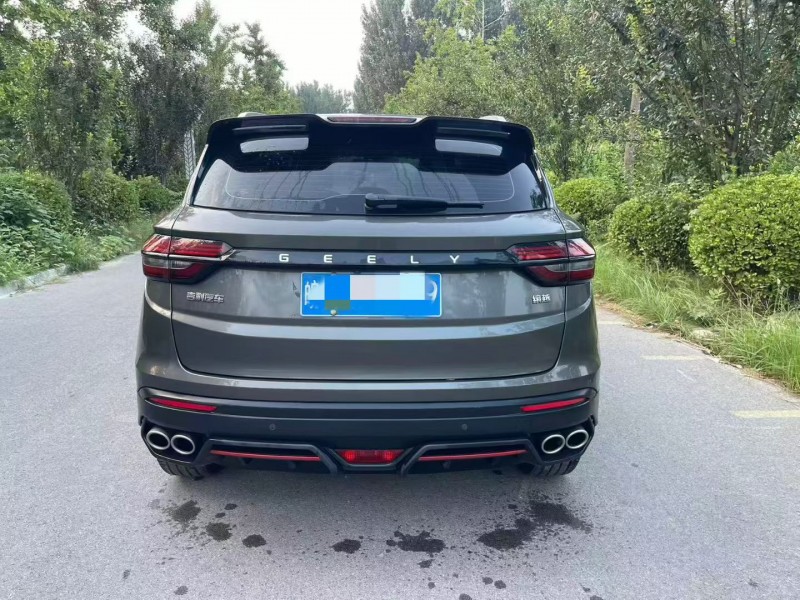 济宁23年吉利缤越9