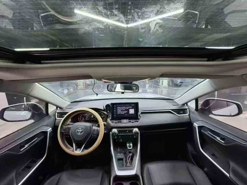 广元22年丰田RAV4荣放5