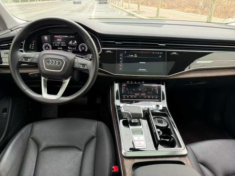 郑州23年奥迪Q77