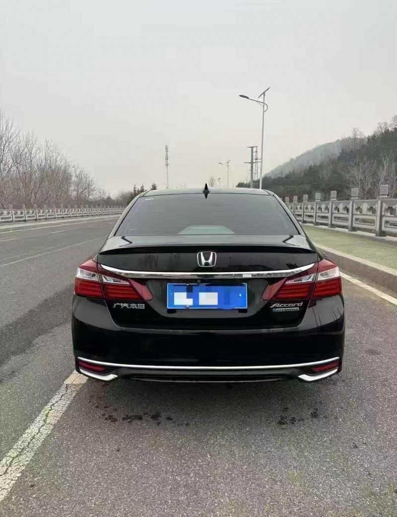 枣庄18年本田雅阁9