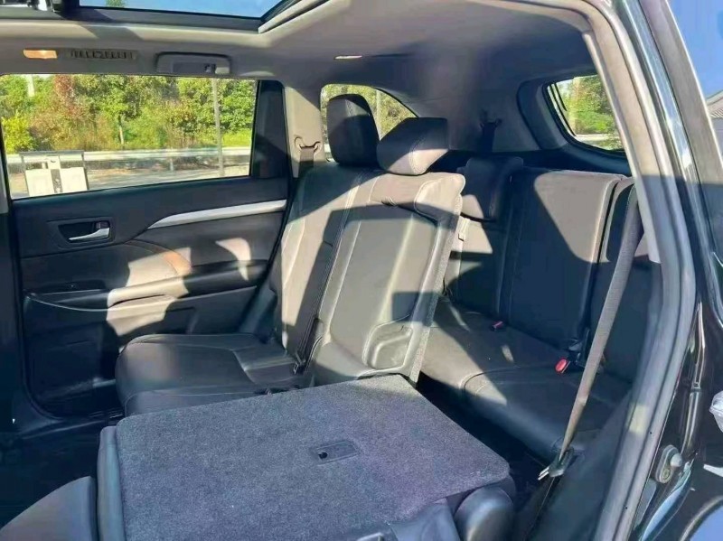 珠海19年丰田汉兰达4