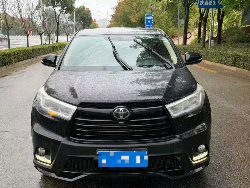 珠海17年丰田汉兰达1