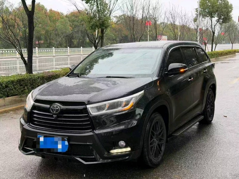 珠海17年丰田汉兰达2