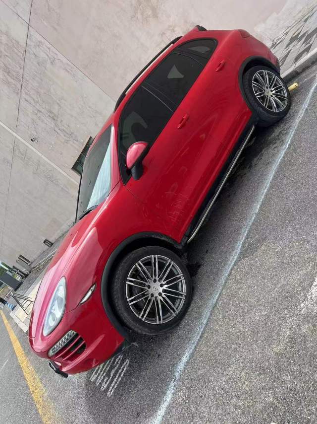 营口13年保时捷卡宴6