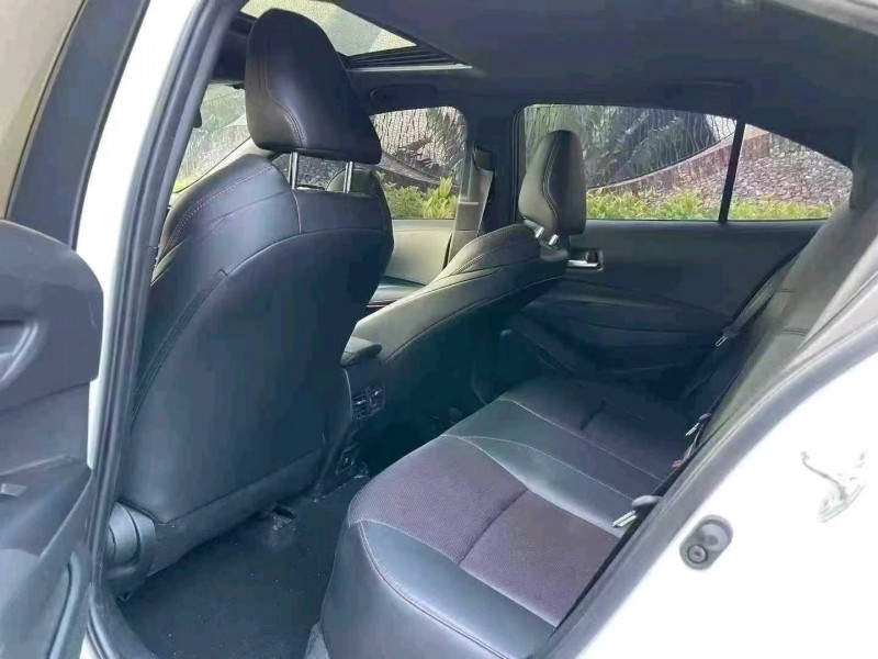 深圳23年丰田雷凌5