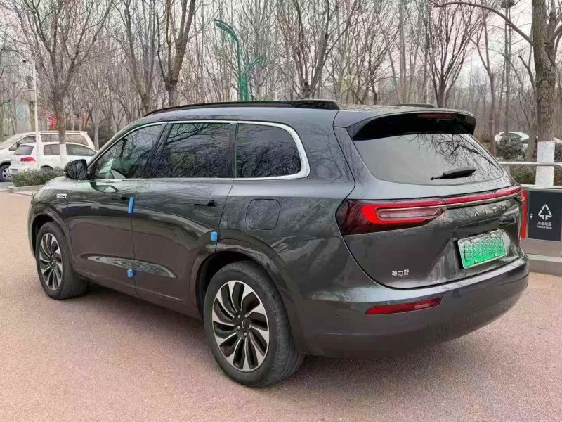 淄博24年华为智选问界8