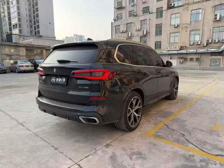 常州21年宝马X57