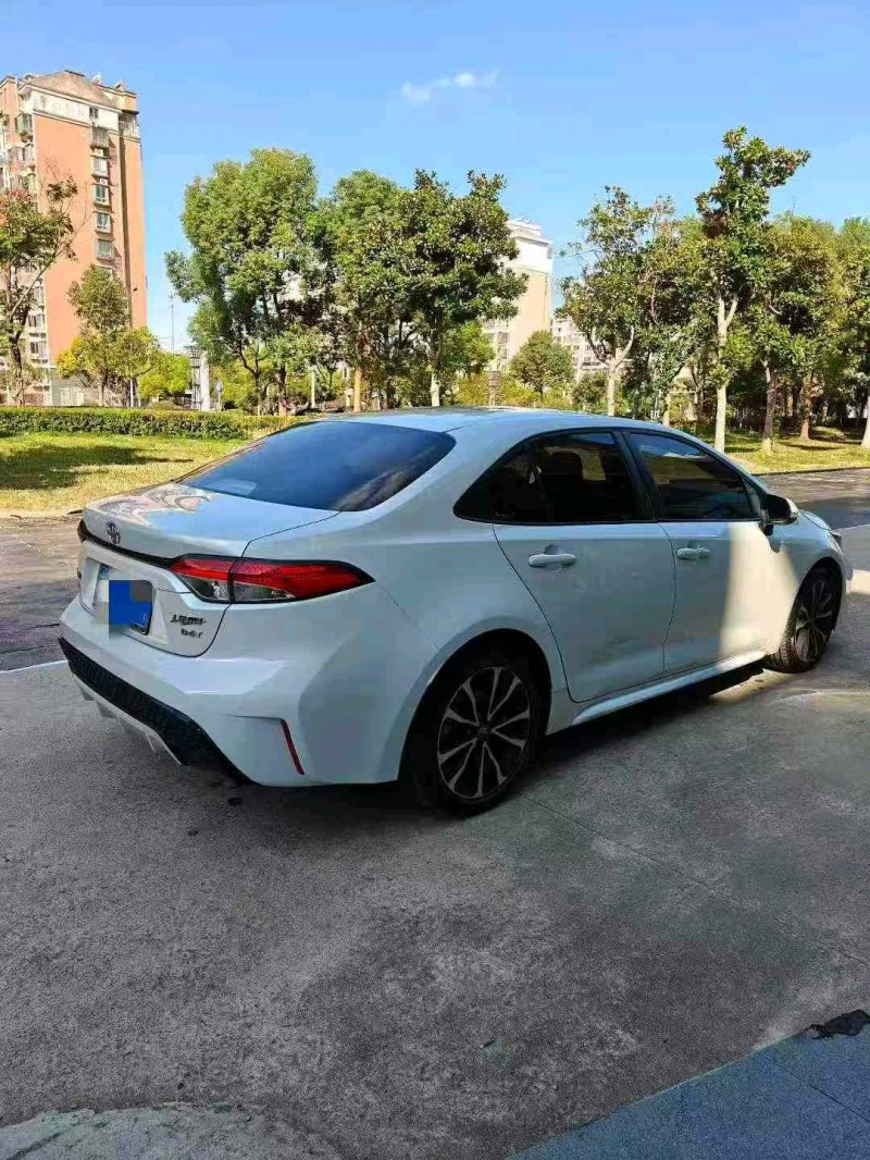 南通22年丰田雷凌5