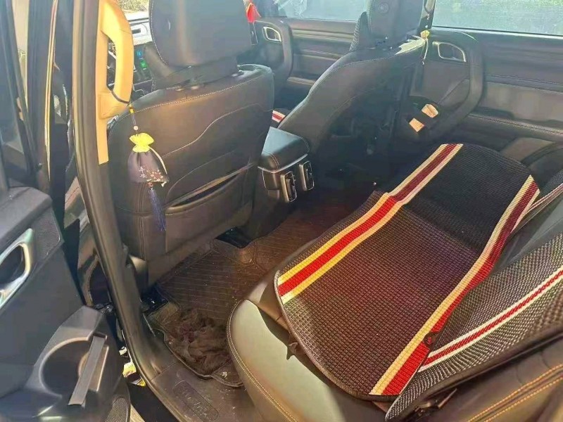 昆明25年哈弗大狗4