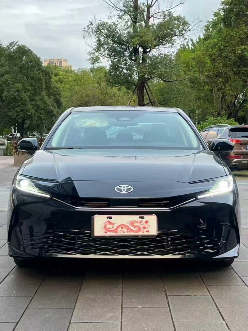 佛山25年丰田凯美瑞1