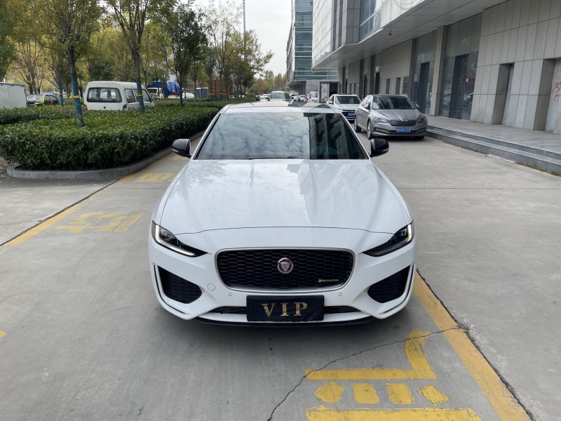 济宁22年捷豹XEL1