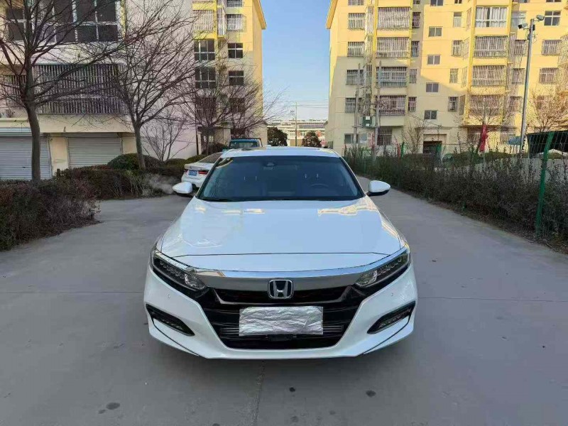 徐州21年本田雅阁1