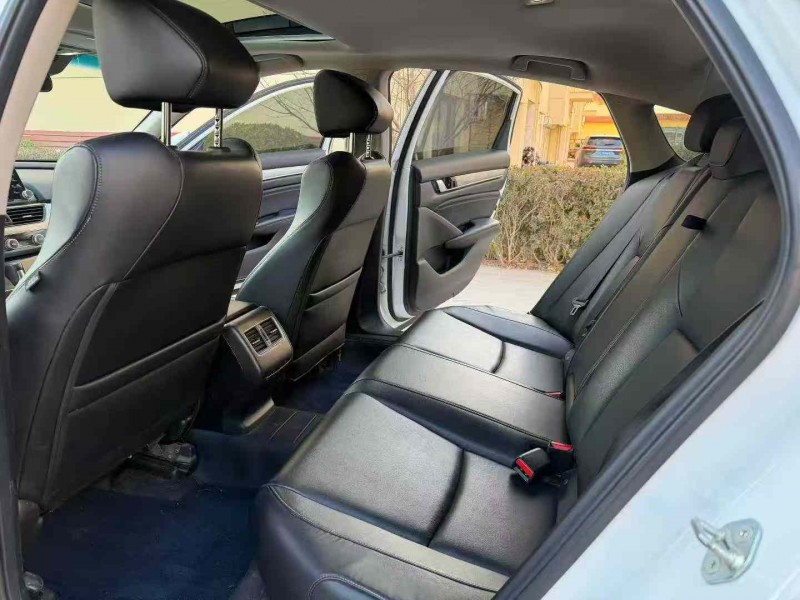 徐州21年本田雅阁5