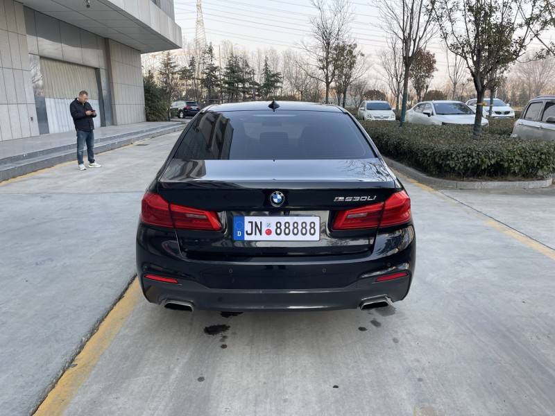 济宁18年宝马5系9