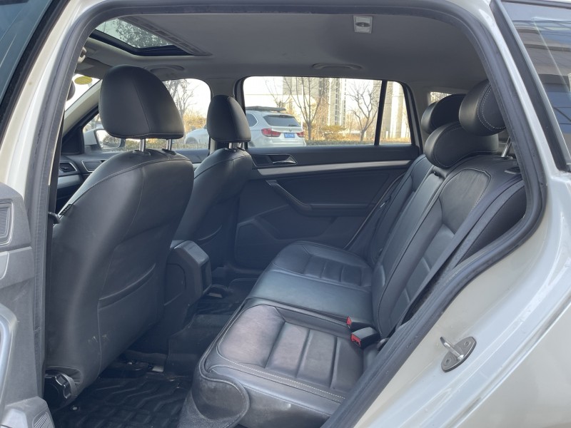 济宁16年大众朗行5