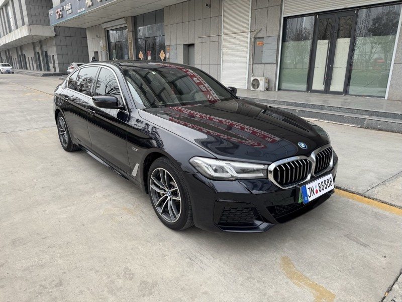 济宁22年宝马3系3