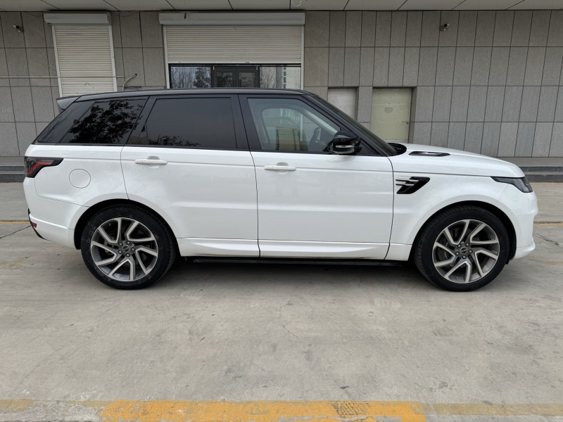 济宁20年路虎揽胜运动4