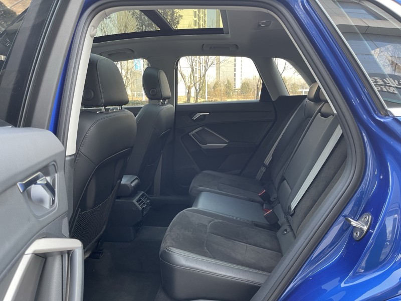 济宁21年奥迪Q55