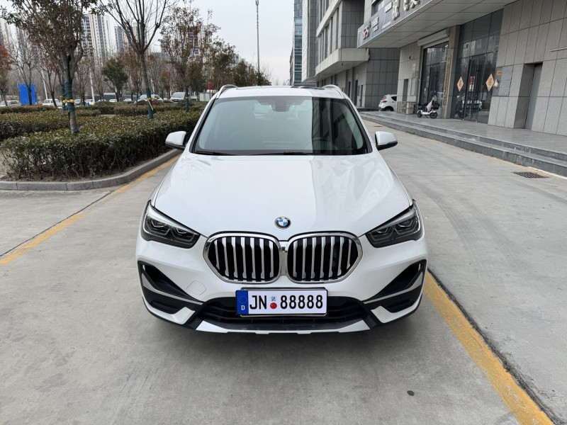 济宁22年宝马X11