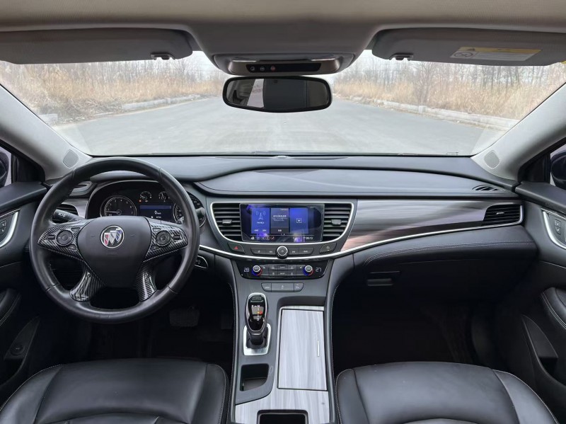 盐城21年别克君越7