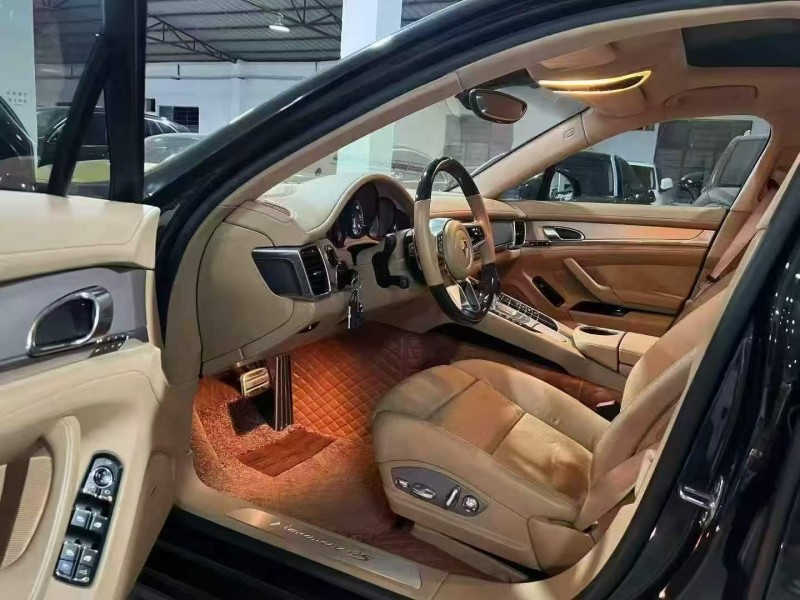 徐州10年保时捷帕拉梅拉4