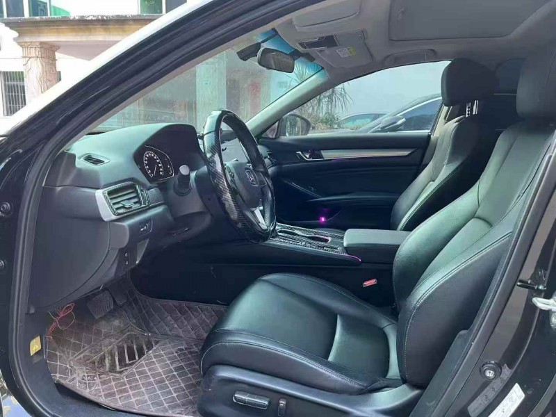 徐州21年本田雅阁4