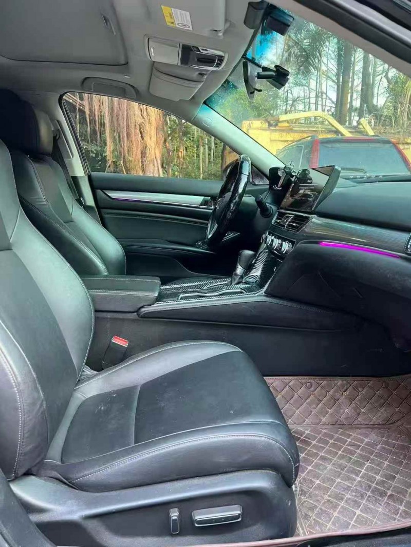 徐州21年本田雅阁5