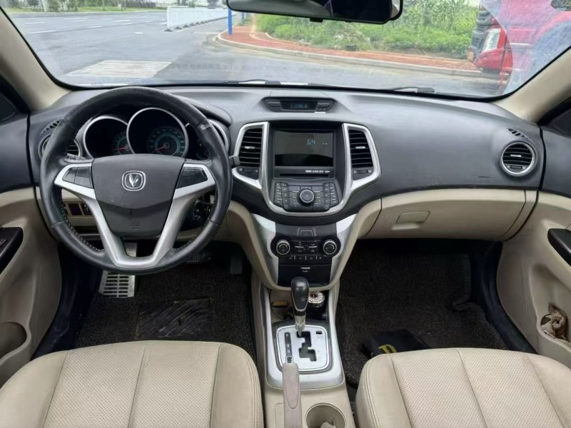 云浮14年长安汽车逸动4