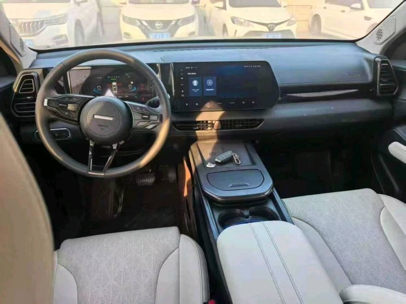 新乡23年哈弗枭龙7