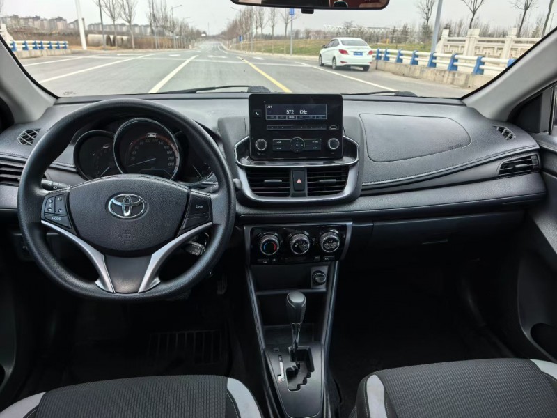 郑州23年丰田YARiS L 致炫5