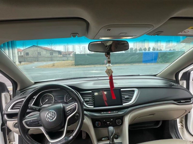 岳阳18年别克英朗4