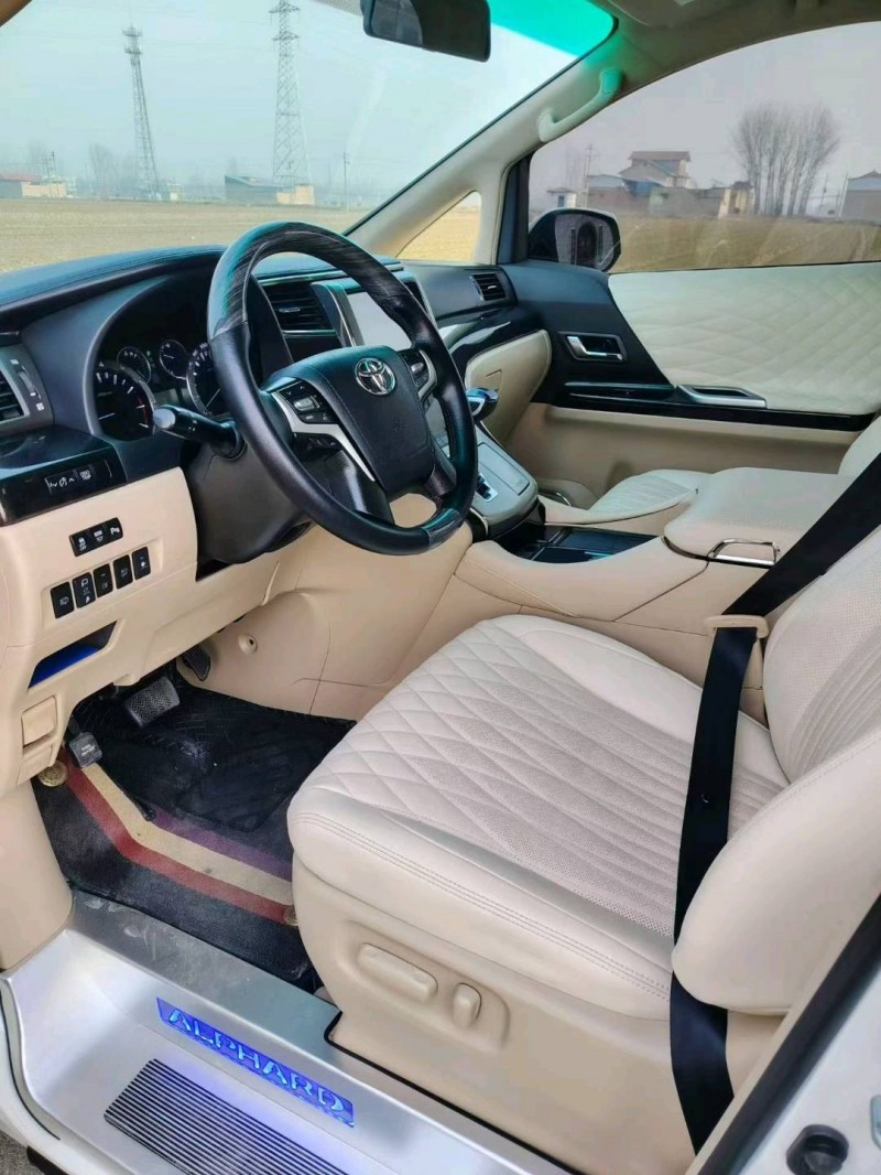 运城15年丰田埃尔法6