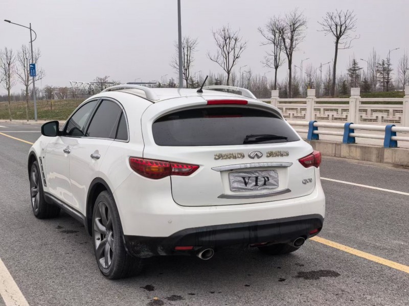 郑州13年英菲尼迪QX707