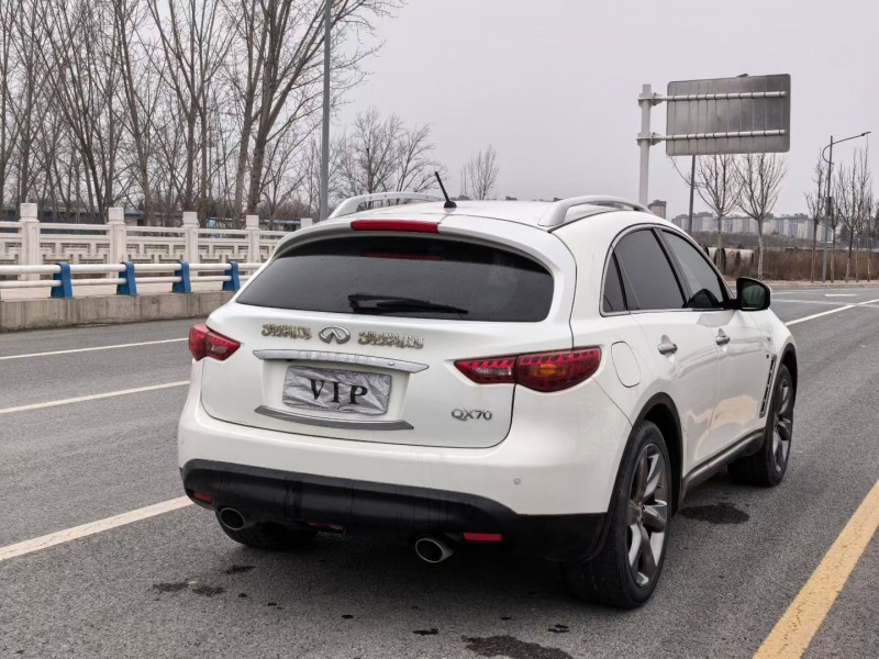 郑州13年英菲尼迪QX708