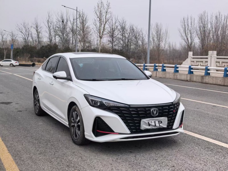 郑州23年长安汽车逸动2