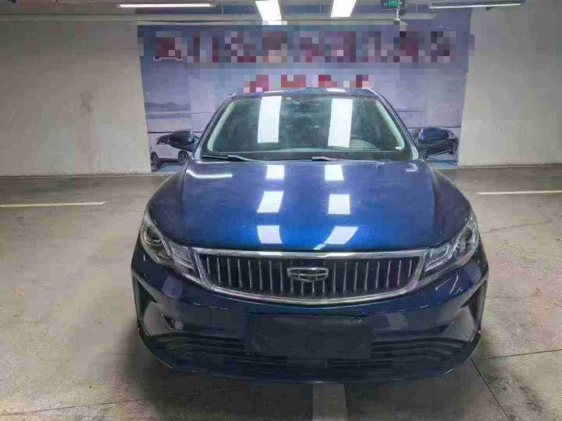 泸州21年吉利帝豪1