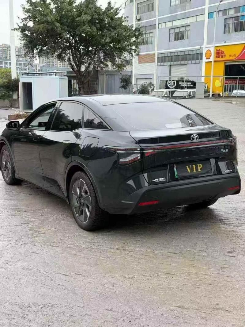 湛江24年丰田BZ3Pro7