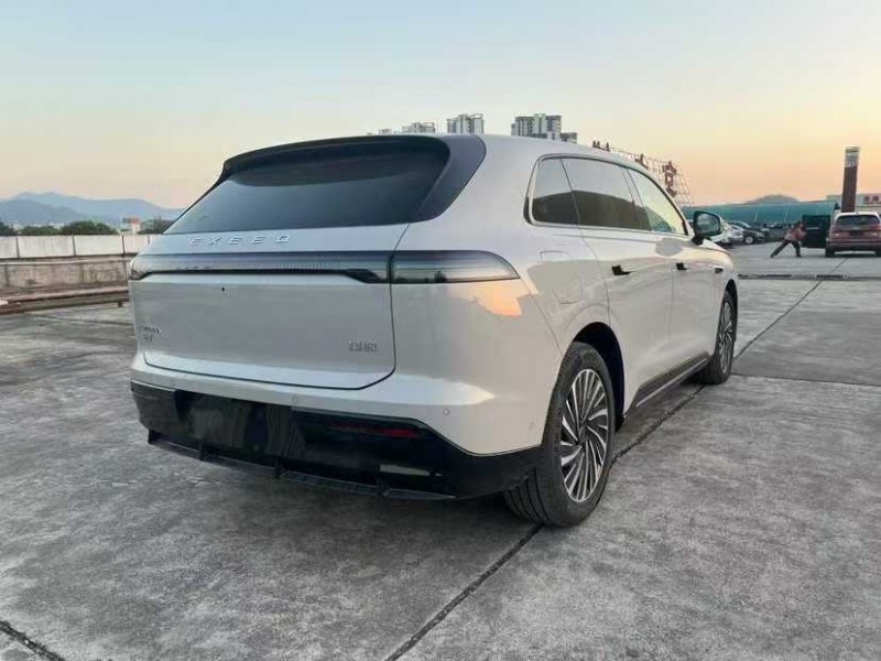 东莞25年奇瑞捷途9