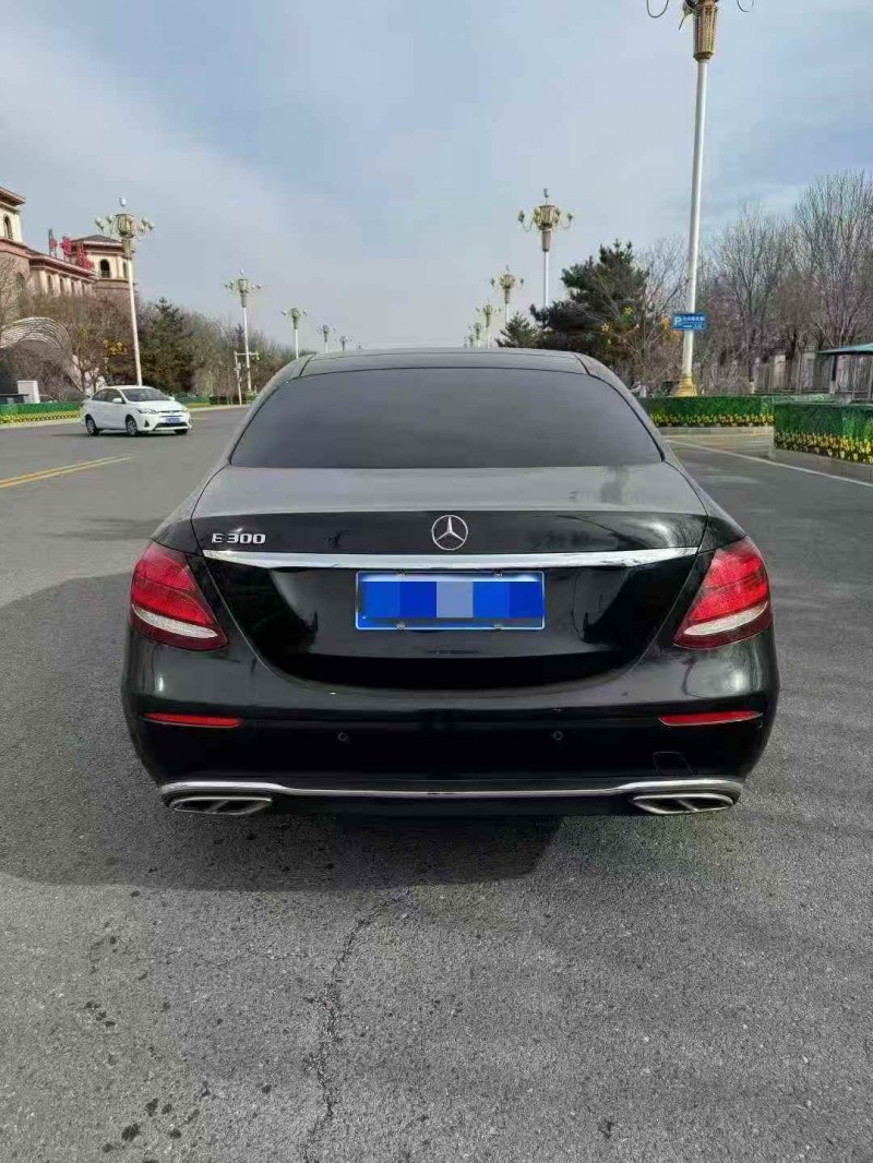 承德19年奔驰E9