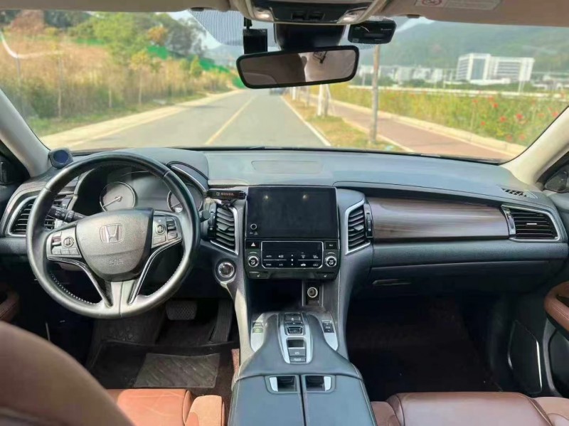 深圳17年本田冠道6