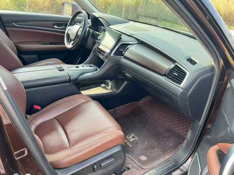 深圳17年本田冠道7