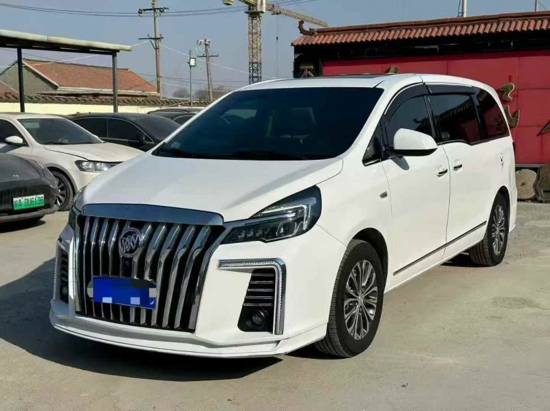 东营22年别克GL83