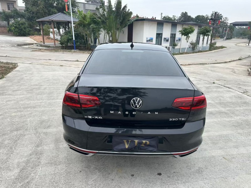 深圳22年大众迈腾7