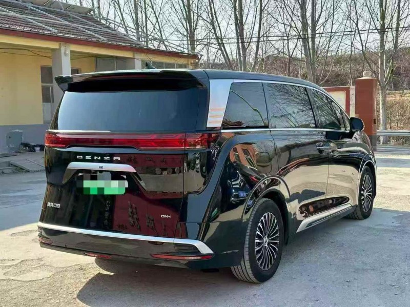 淄博25年腾势D97