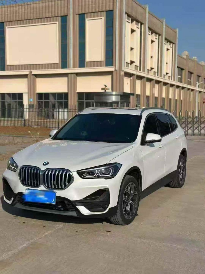 东营23年宝马X12