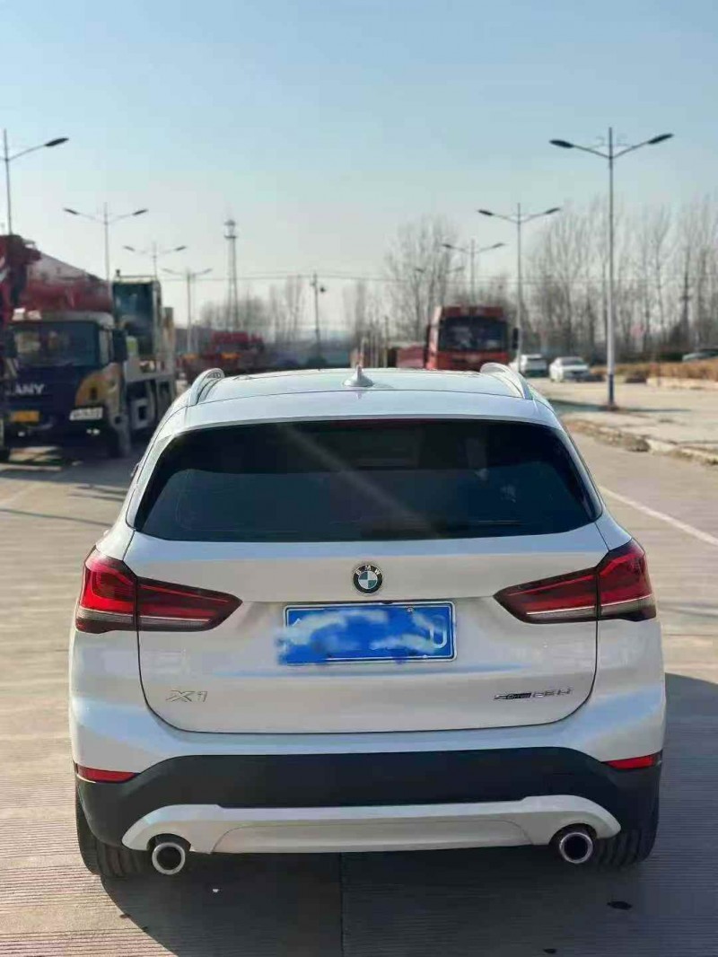 东营23年宝马X19